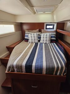 bed, Leopard 48, catamaran for sale