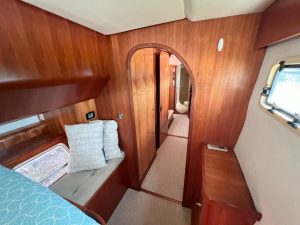 bed, PDQ 42 Antares, catamaran for sale