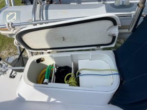 deck, PDQ 42 Antares, catamaran for sale