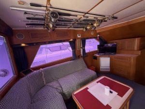 salon, Southern Cross, trawler for sale