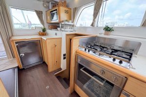 interior, Lagoon 500, catamaran for sale