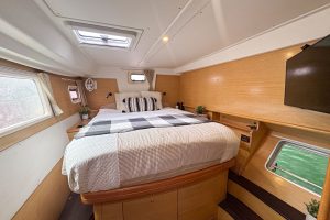 bed, Lagoon 500, catamaran for sale
