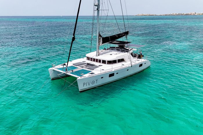 exterior, Lagoon 500, catamaran for sale