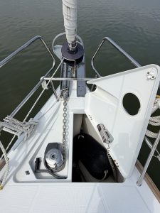 deck, Beneteau 41 Oceanis, sailboat for sale