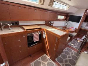 interior, Beneteau 41 Oceanis, sailboat for sale