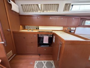 interior, Beneteau 41 Oceanis, sailboat for sale