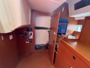 electrical, Beneteau 41 Oceanis, sailboat for sale