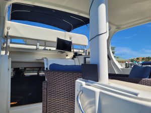 cockpit, Silverton, trawler for sale