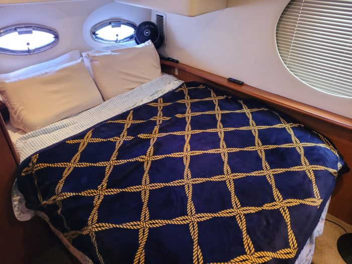 bed, Silverton, trawler for sale