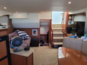 salon, Silverton, trawler for sale