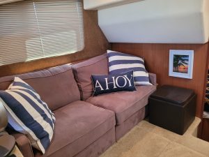 salon, Silverton, trawler for sale