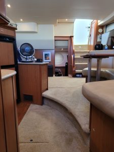 salon, Silverton, trawler for sale