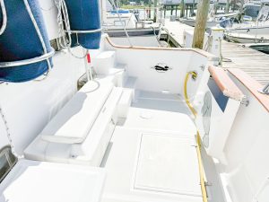 cockpit, Defever 49, trawler for sale