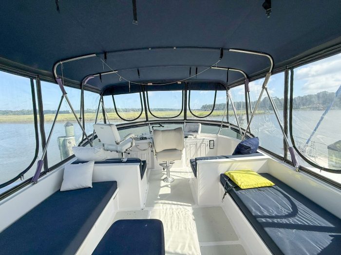 helm, Defever 49, trawler for sale