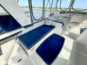 cockpit, Defever 49, trawler for sale