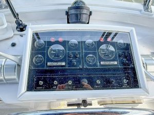 helm, Defever 49, trawler for sale