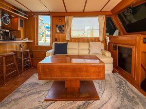 salon, Defever 49, trawler for sale