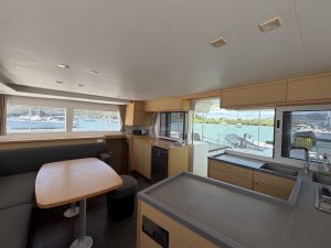 salon, Lagoon 450, catamaran for sale