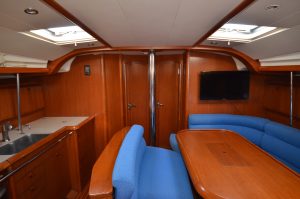 salon, Jeanneau, sailboat for sale