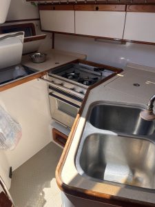 interior, Catalina 320, sailboat for sale