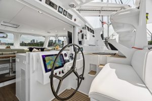 helm, Balance 526, catamaran for sale