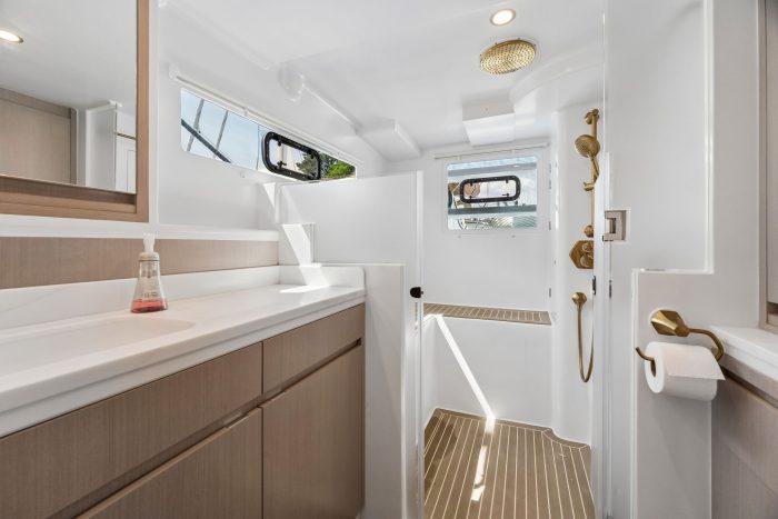 bath, Balance 526, catamaran for sale