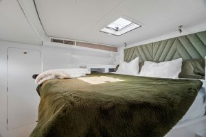 bed, Balance 526, catamaran for sale