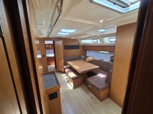 salon, Bavaria, sailboat for sale