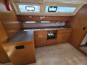 interior, Bavaria, sailboat for sale