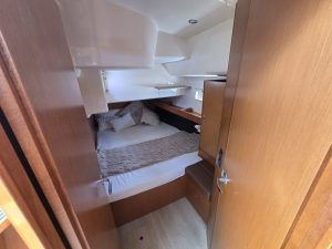 bed, Bavaria, sailboat for sale