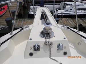 deck, Hatteras, trawler for sale