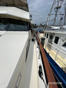 deck, Hatteras, trawler for sale
