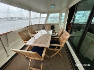 deck, Hatteras, trawler for sale
