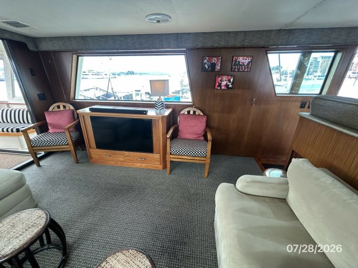 salon, Hatteras, trawler for sale