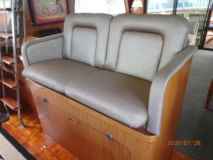 salon, Hatteras, trawler for sale