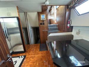 salon, Hatteras, trawler for sale