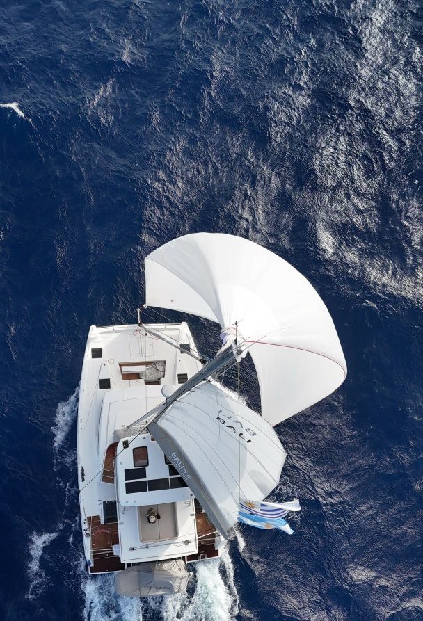 underway, Bali 4.8, catamaran for sale