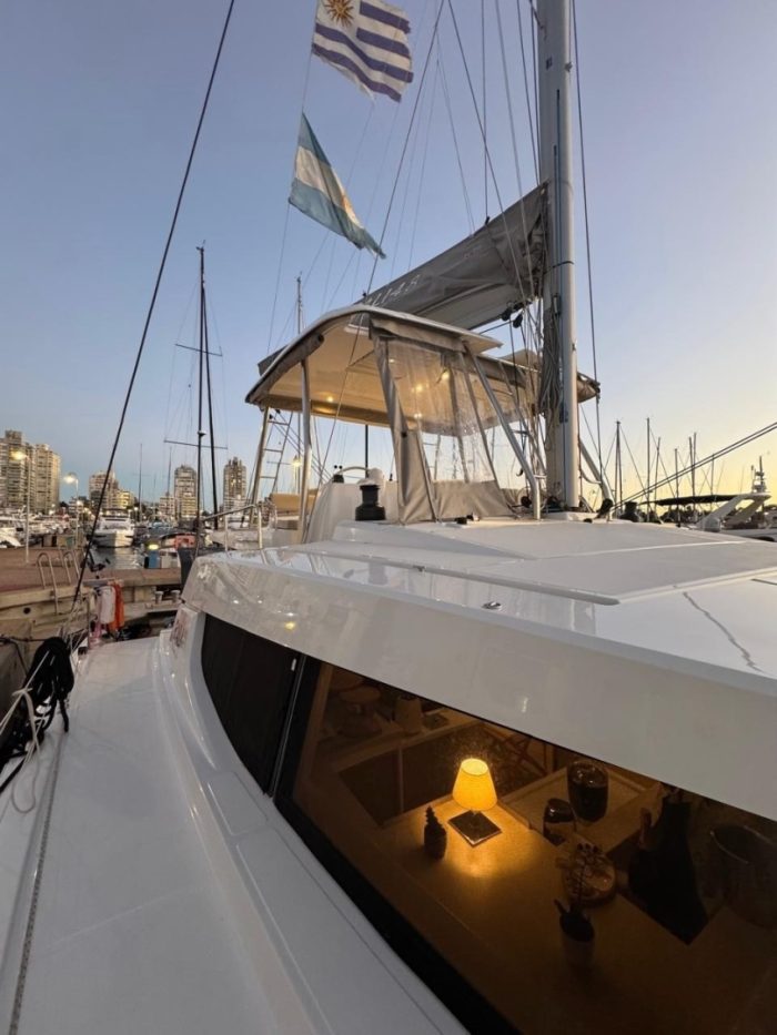 deck, Bali 4.8, catamaran for sale