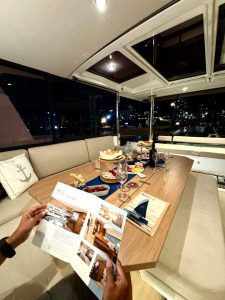 salon, Bali 4.8, catamaran for sale