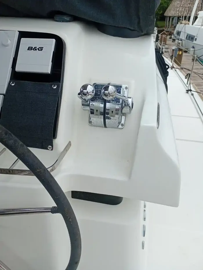 helm, Lagoon 450, catamaran for sale