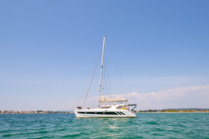 exterior, Knysna 480, catamaran for sale