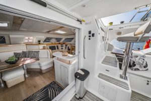 salon, Knysna 480, catamaran for sale