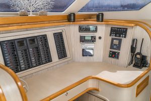 navigation station, Knysna 480, catamaran for sale