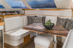 salon, Knysna 480, catamaran for sale