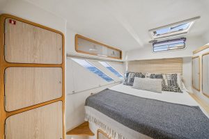 bed, Knysna 480, catamaran for sale