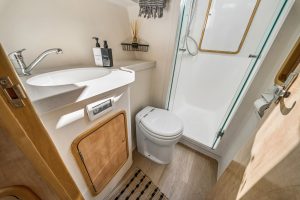 bath, Knysna 480, catamaran for sale