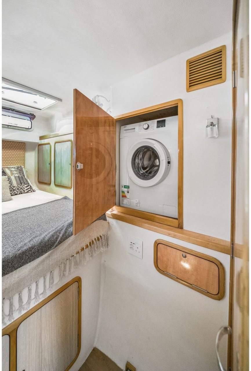 interior, Knysna 480, catamaran for sale