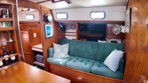 salon, Caliber 40, sailboat for sale