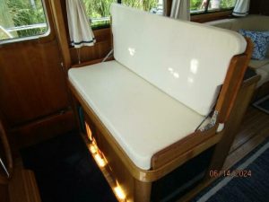 salon, Sabre, trawler for sale