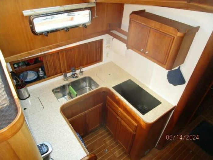 interior, Sabre, trawler for sale